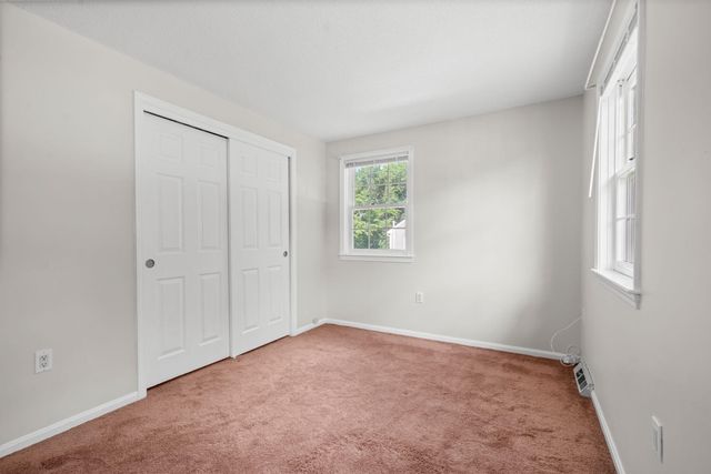 50 Spindlewick Drive, Nashua, NH 03062
