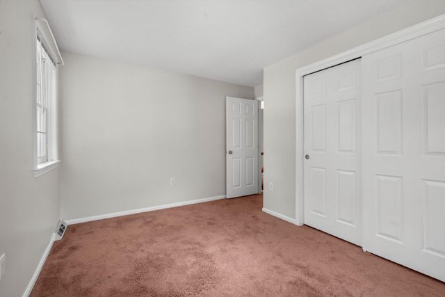 50 Spindlewick Drive, Nashua, NH 03062