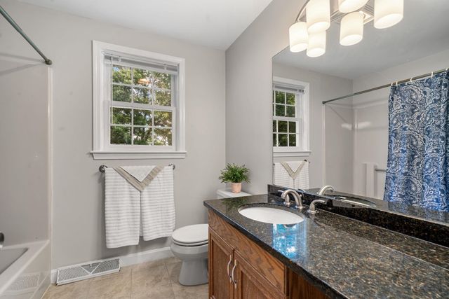 50 Spindlewick Drive, Nashua, NH 03062