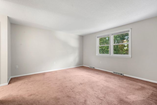 50 Spindlewick Drive, Nashua, NH 03062