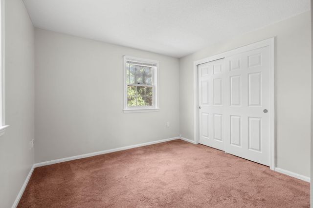 50 Spindlewick Drive, Nashua, NH 03062