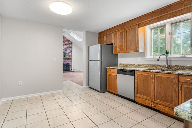 50 Spindlewick Drive, Nashua, NH 03062