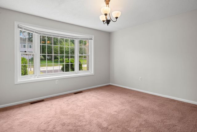 50 Spindlewick Drive, Nashua, NH 03062