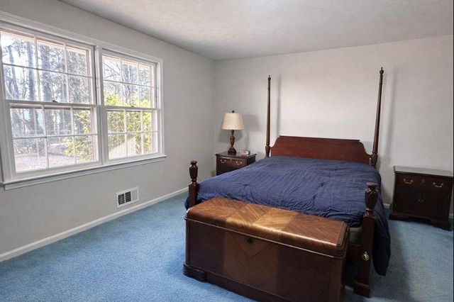 3916 White Oak SW Lane, Lilburn, GA 30047