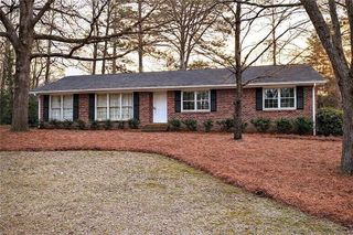 3916 White Oak SW Lane, Lilburn, GA 30047