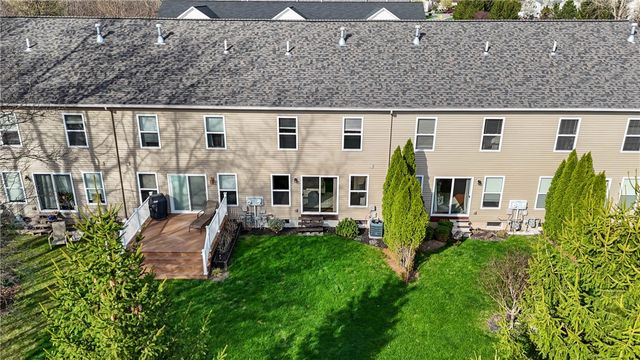 6273 Teasel Street, Farmington, NY 14425