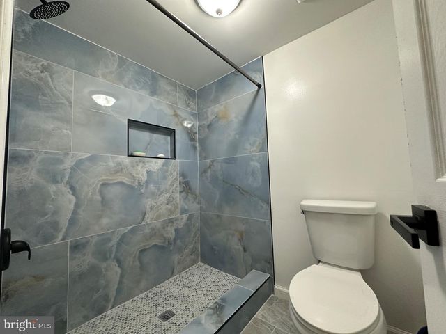 12103 SALEMTOWN DR, Woodbridge, VA 22192