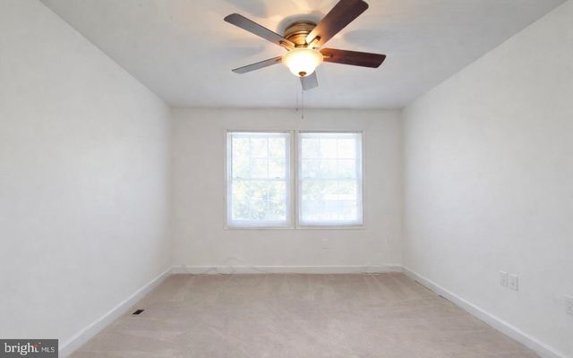 12103 SALEMTOWN DR, Woodbridge, VA 22192