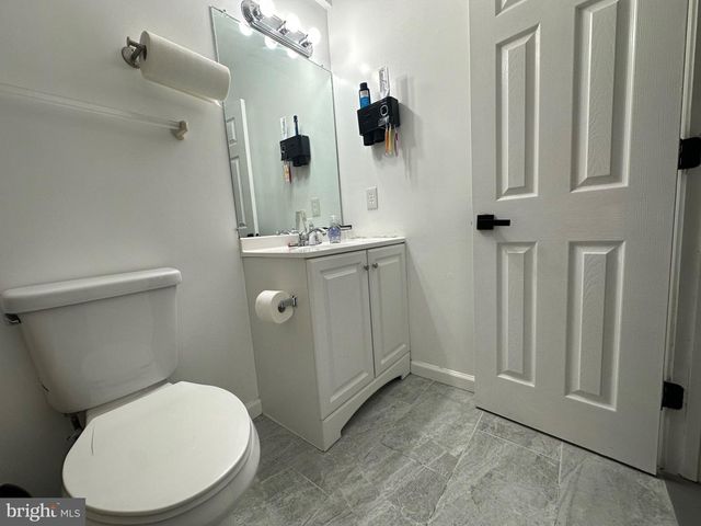 12103 SALEMTOWN DR, Woodbridge, VA 22192