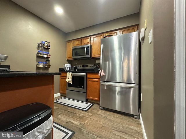 12103 SALEMTOWN DR, Woodbridge, VA 22192