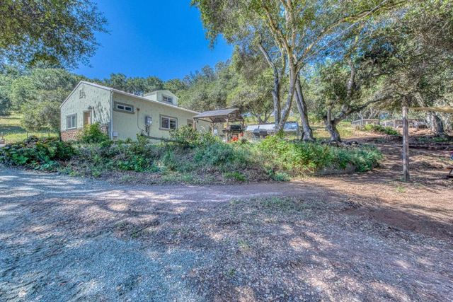 415 Carpenteria Road, Aromas, CA 95004