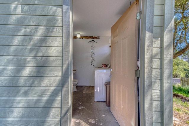 415 Carpenteria Road, Aromas, CA 95004