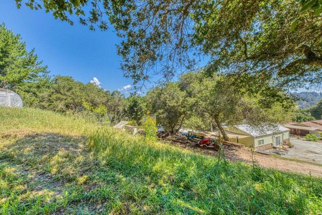 415 Carpenteria Road, Aromas, CA 95004
