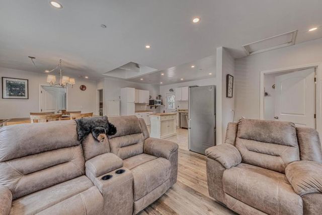 415 Carpenteria Road, Aromas, CA 95004