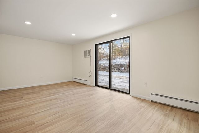 390 Great Rd B16, Acton, MA 01720