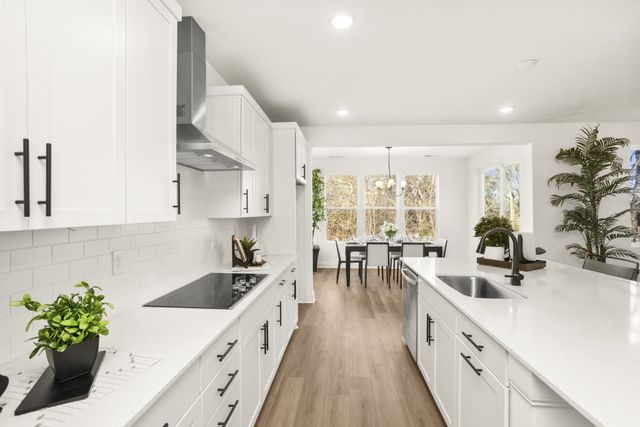 2324 Williamsport Landing, Columbia, TN 38401