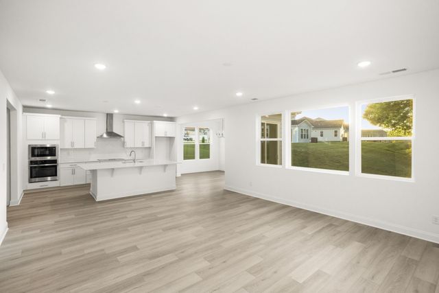 2324 Williamsport Landing, Columbia, TN 38401