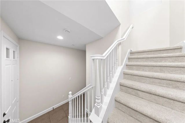 141 Danbrook, Irvine, CA 92603