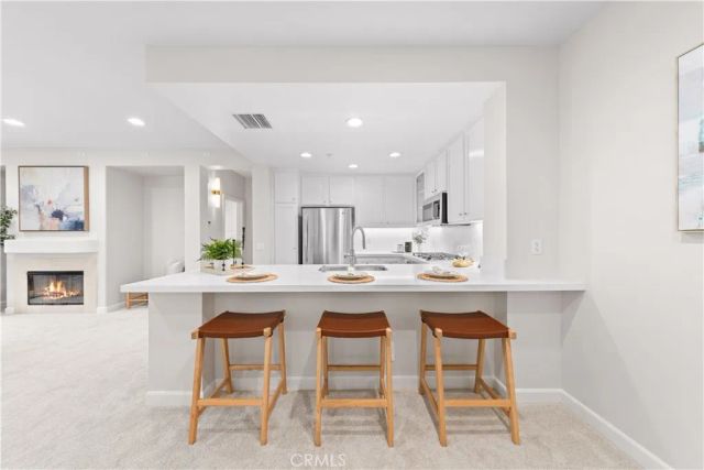 141 Danbrook, Irvine, CA 92603