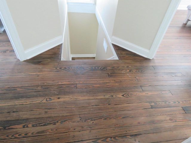 W10725 Blackhawk Trail, Fox Lake, WI 53933