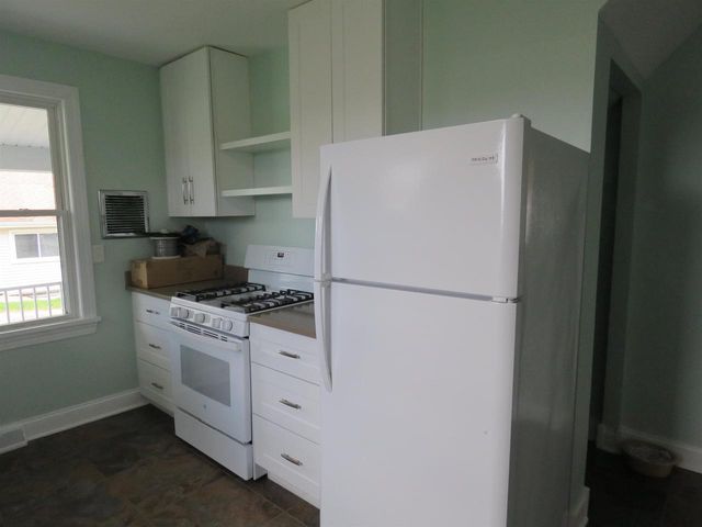 W10725 Blackhawk Trail, Fox Lake, WI 53933