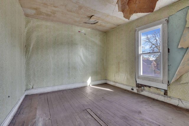 292 E Barthman Avenue, Columbus, OH 43207