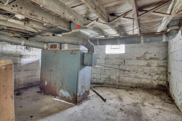 292 E Barthman Avenue, Columbus, OH 43207