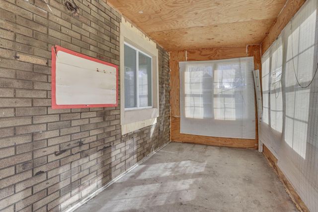 292 E Barthman Avenue, Columbus, OH 43207