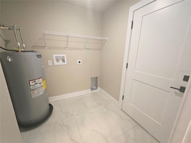 8541 NE 105 AVENUE, Bronson, FL 32621