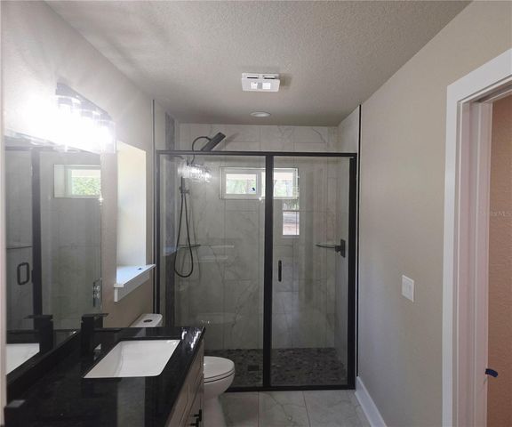 8541 NE 105 AVENUE, Bronson, FL 32621