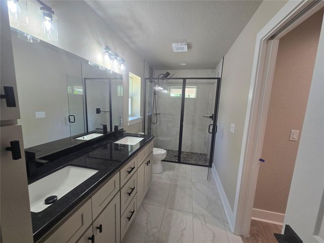 8541 NE 105 AVENUE, Bronson, FL 32621