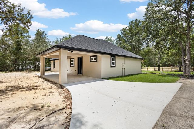 8541 NE 105 AVENUE, Bronson, FL 32621