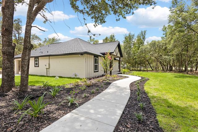 8541 NE 105 AVENUE, Bronson, FL 32621
