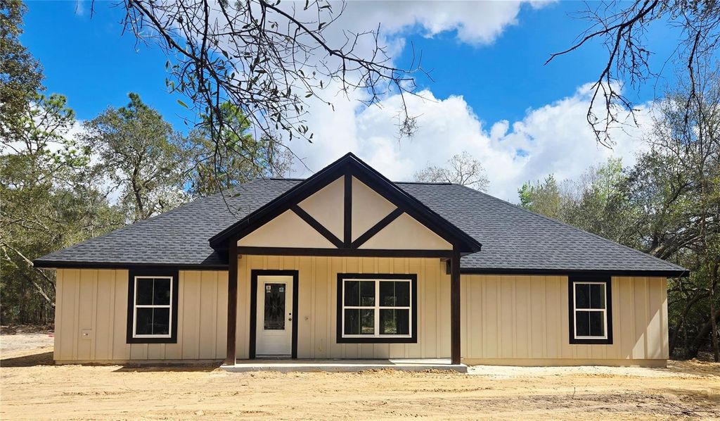 8541 NE 105 AVENUE, Bronson, FL 32621