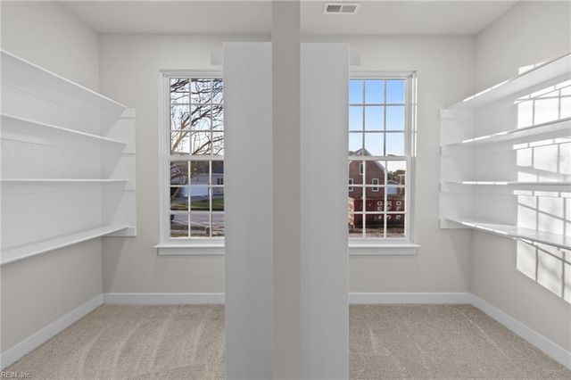 1920 Lancing Crest LN, Chesapeake, VA 23323