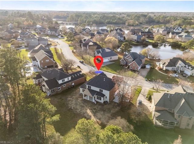 1920 Lancing Crest LN, Chesapeake, VA 23323