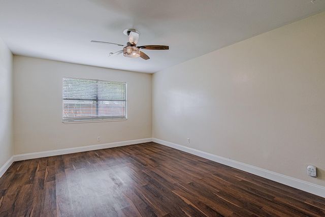 17811 Hawk Haven Lane, Spring, TX 77379