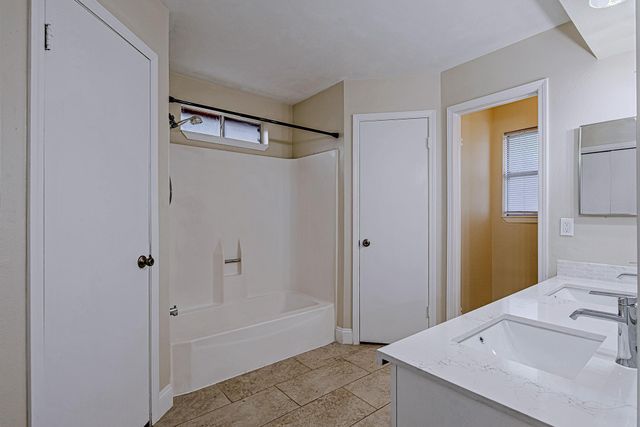 17811 Hawk Haven Lane, Spring, TX 77379