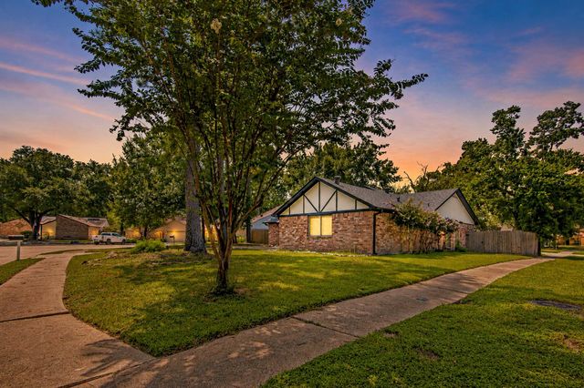 17811 Hawk Haven Lane, Spring, TX 77379