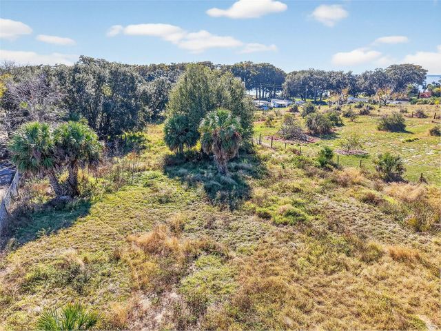 11911 LANE PARK ROAD, Tavares, FL 32778