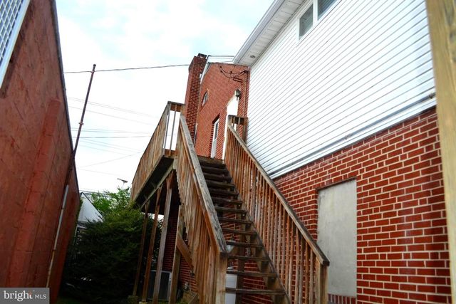 712 W MACDADE BLVD, Folsom, PA 19033