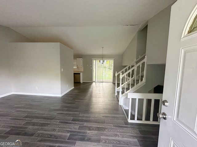 1819 Singer Way, Lithonia, GA 30058