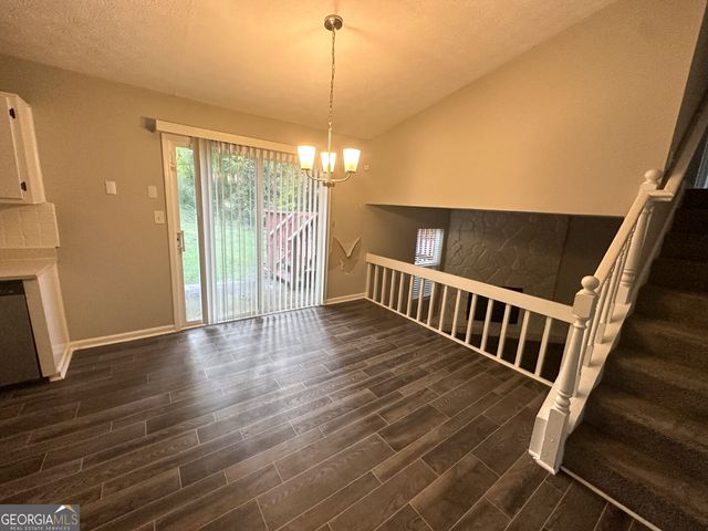 1819 Singer Way, Lithonia, GA 30058