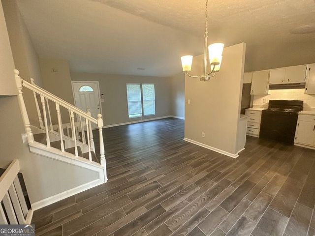 1819 Singer Way, Lithonia, GA 30058