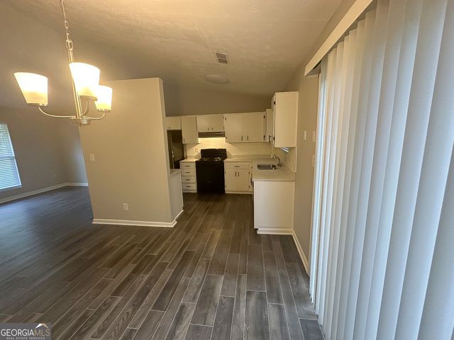 1819 Singer Way, Lithonia, GA 30058