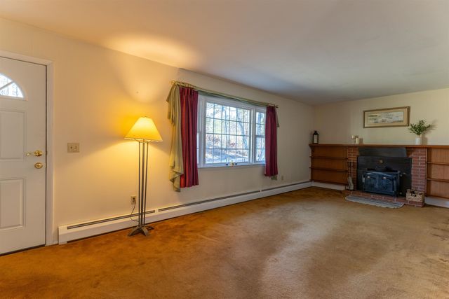 599 N. River Road, Milford, NH 03055