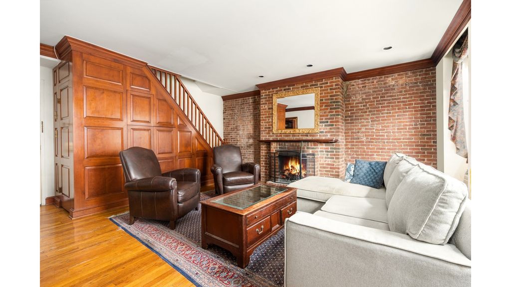 34 W 74TH Street PHB, New York City, NY 10023