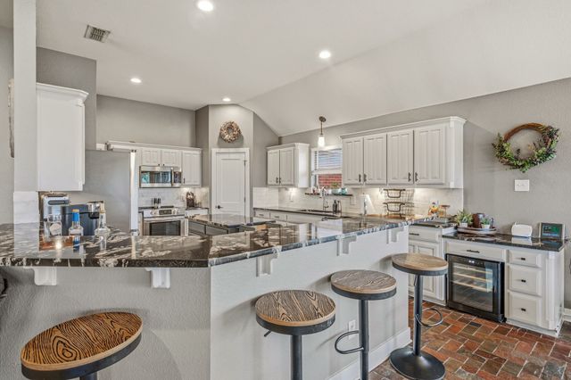 10541 Rancho Viejo Way, Fort Worth, TX 76036