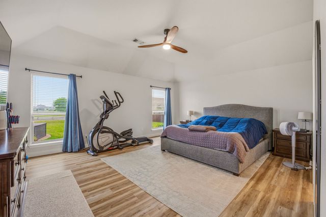 10541 Rancho Viejo Way, Fort Worth, TX 76036