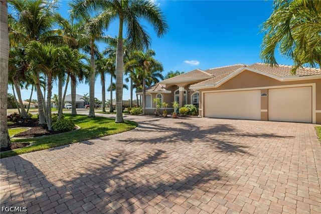 2710 SW 27th PL, Cape Coral, FL 33914
